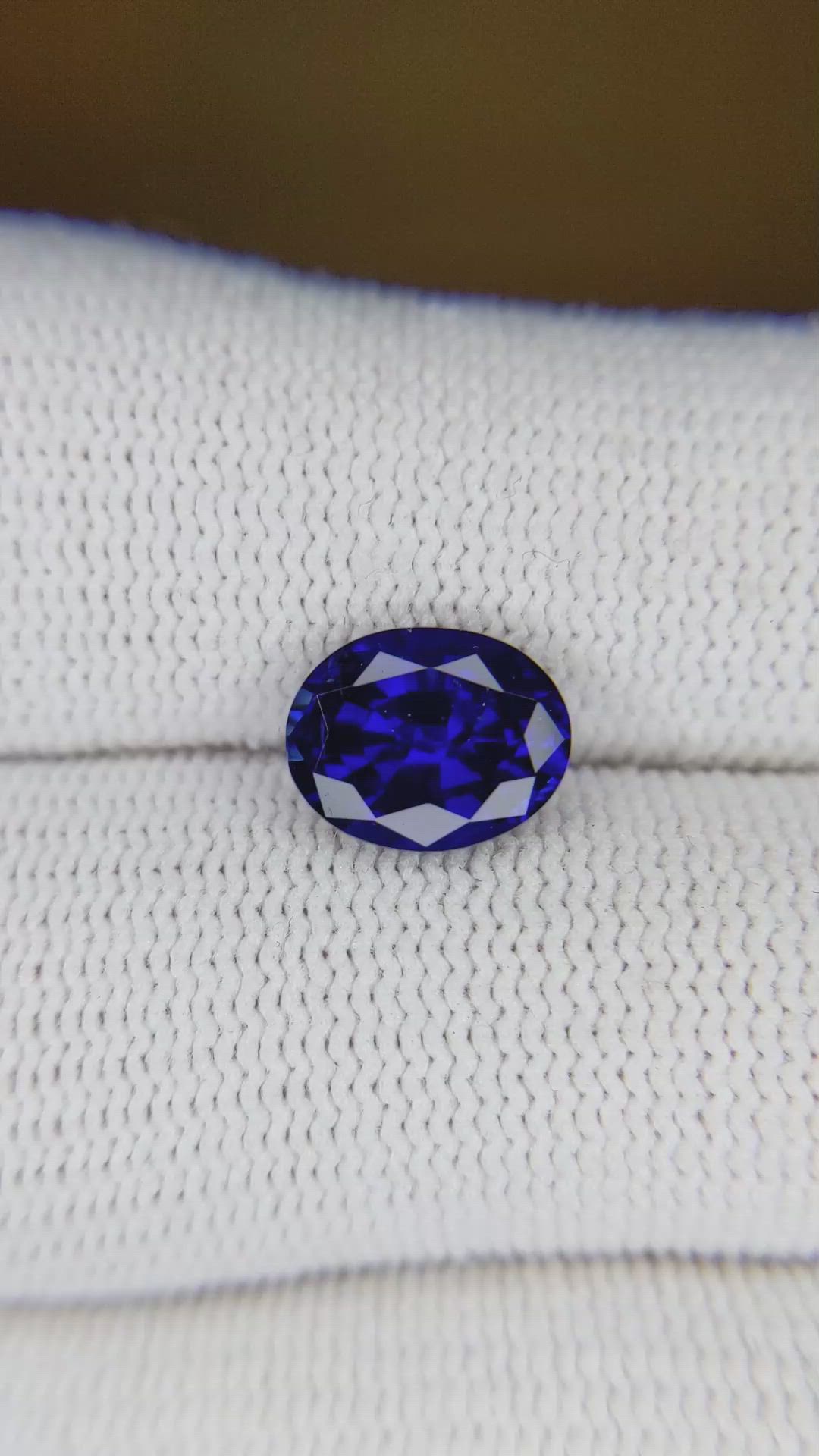 2.30 Ct. Blue Sapphire from Ceylon (Sri Lanka) Size Video
