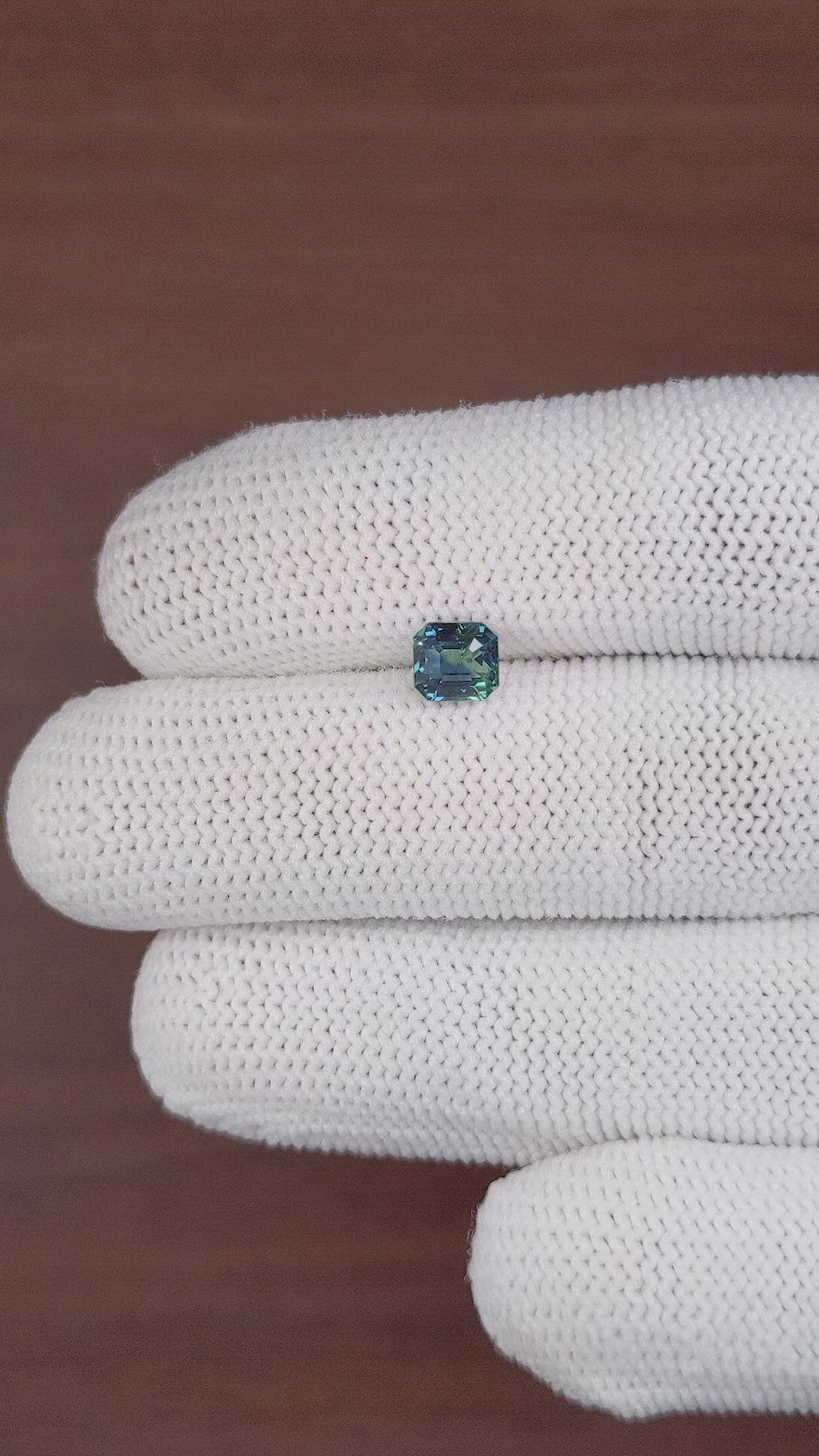 1.39 Ct. Bi Color Sapphire from Madagascar Size Video