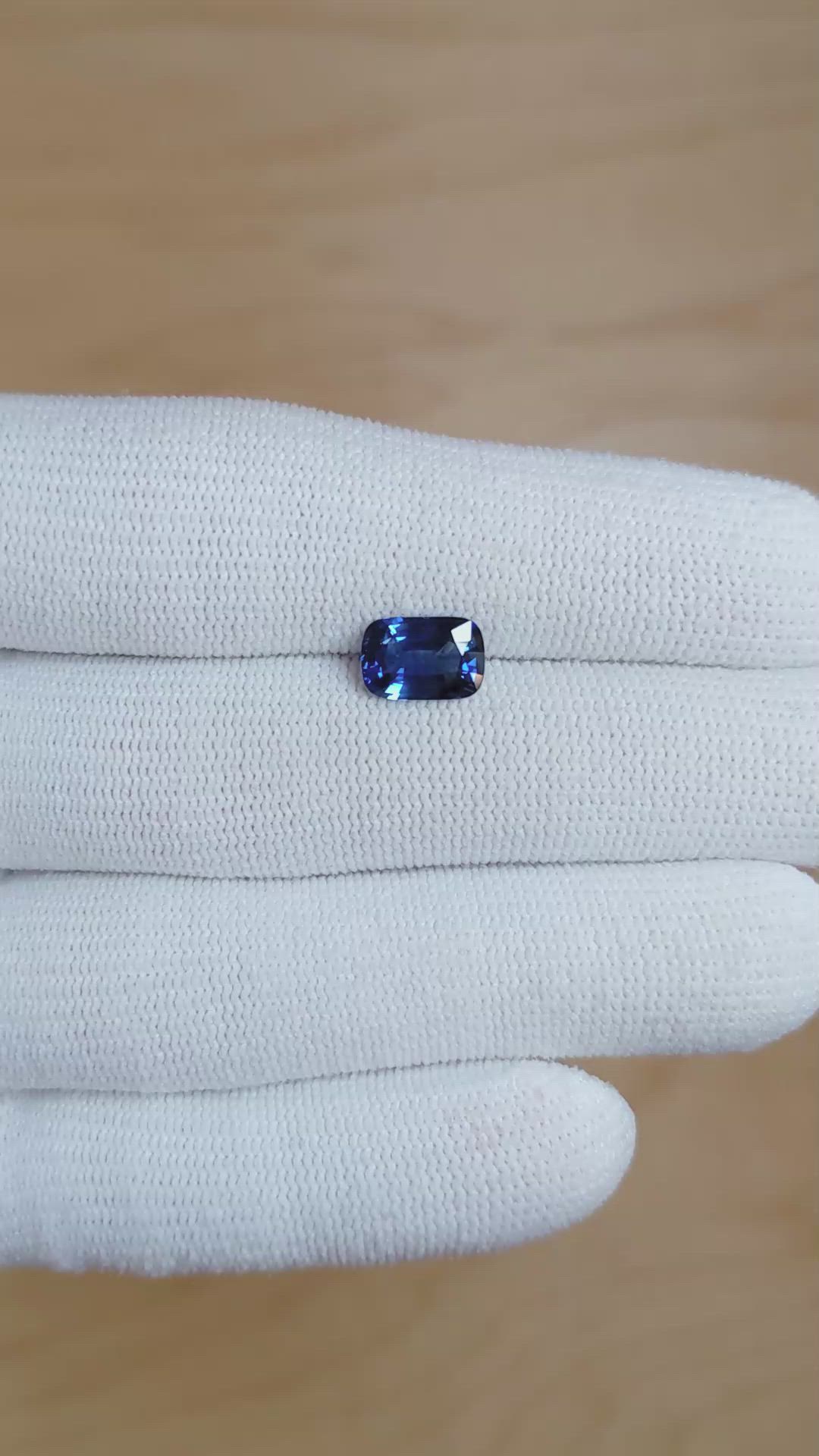 1.83 Ct. Blue Sapphire from Ceylon (Sri Lanka) Size Video