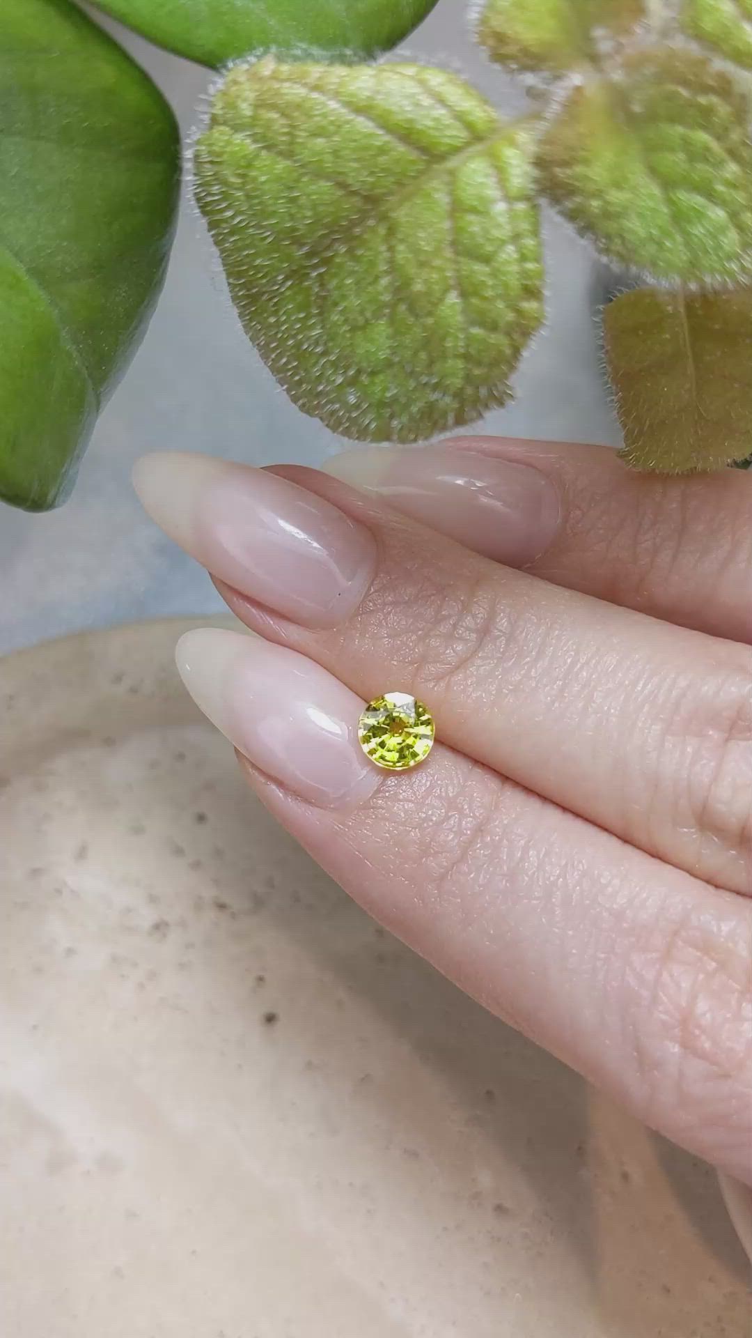 0.97 Ct. Yellow Sapphire from Ceylon (Sri Lanka) Size Video