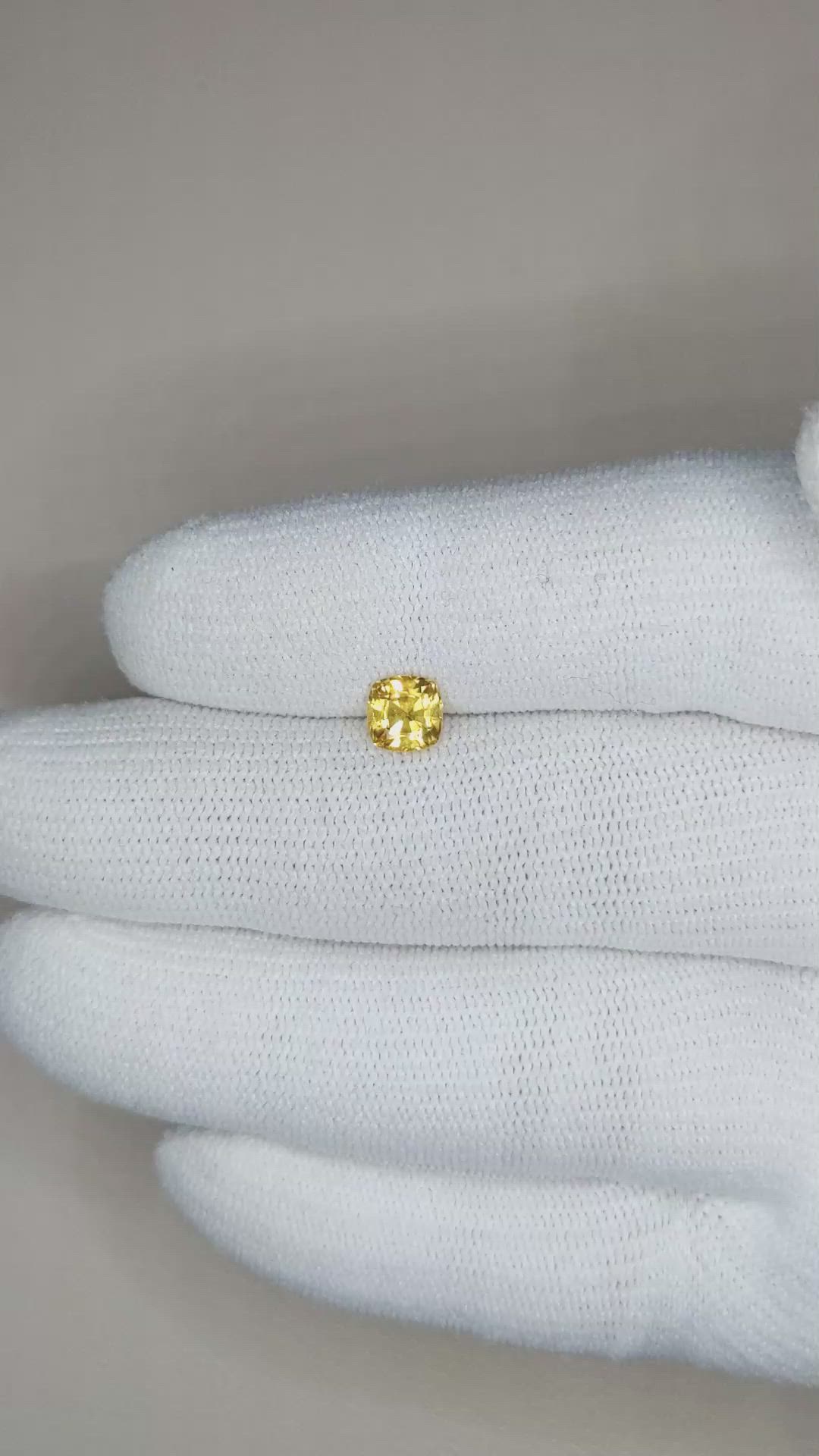 1.00 Ct. Yellow Sapphire from Ceylon (Sri Lanka) Size Video