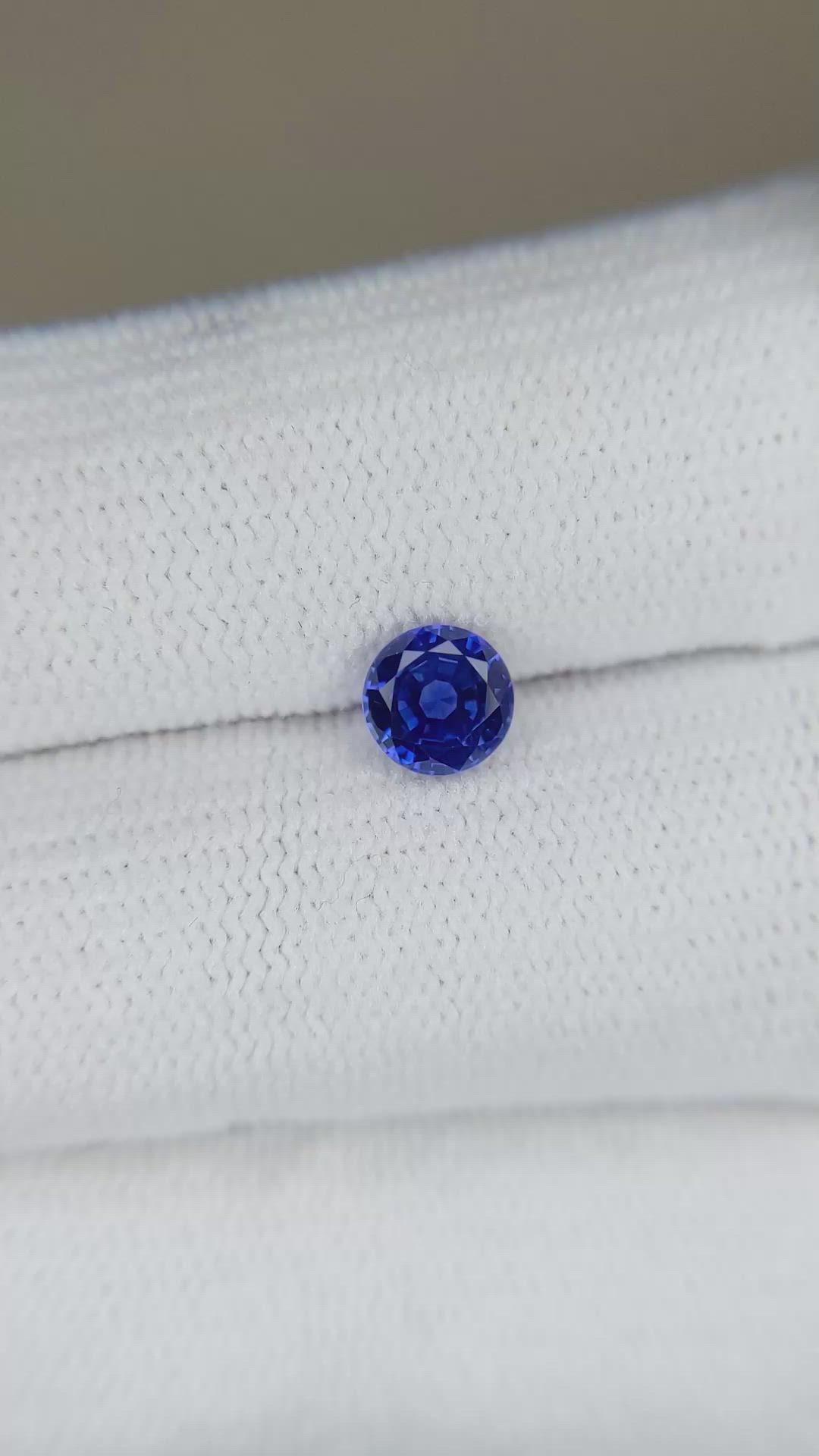 0.67 Ct. Blue Sapphire from Ceylon (Sri Lanka) Size Video