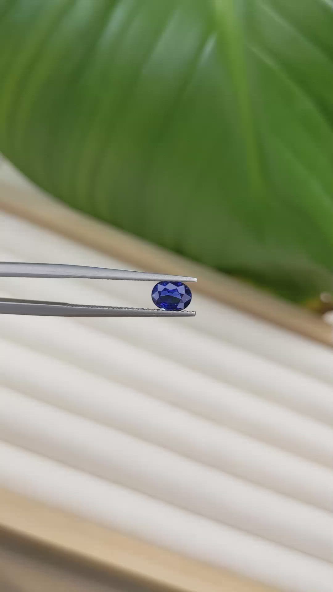 0.92 Ct. Blue Sapphire from Ceylon (Sri Lanka) Size Video