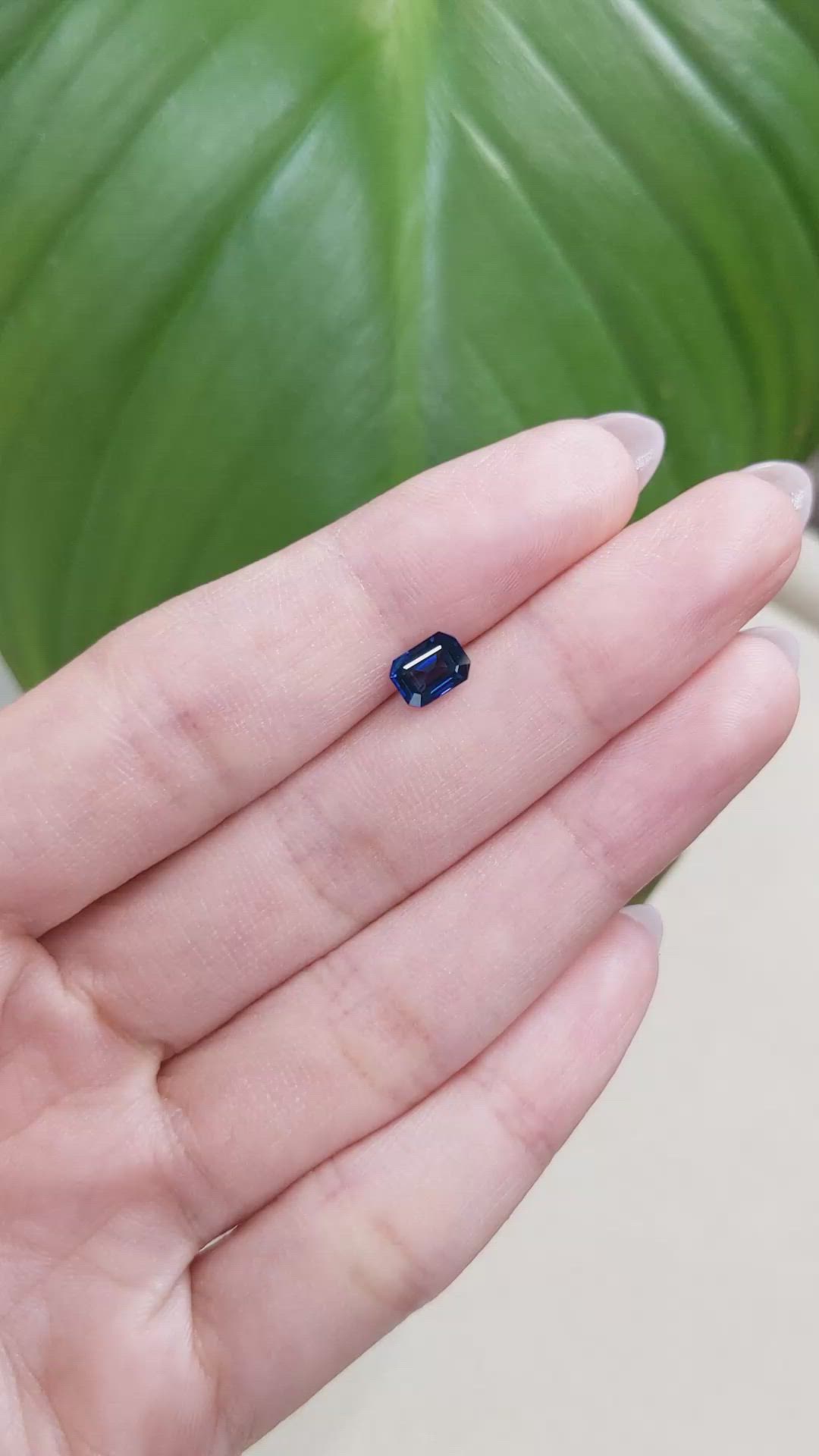 1.04 Ct. Blue Sapphire from Ceylon (Sri Lanka) Size Video