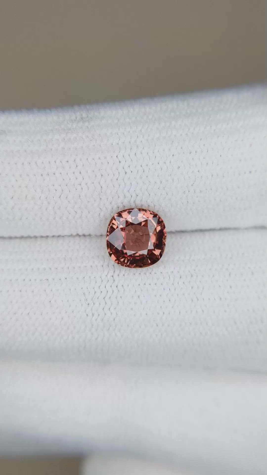 1.40 Ct. Reddish Orange Sapphire from Ceylon (Sri Lanka) Size Video