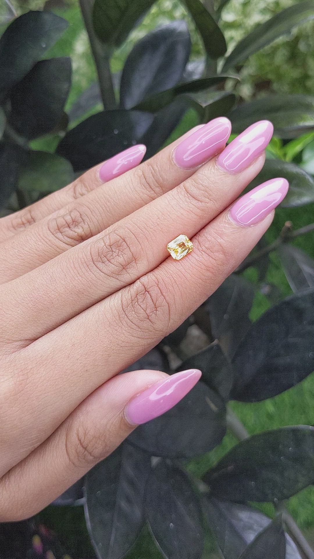 1.04 Ct. Yellow Sapphire from Ceylon (Sri Lanka) Size Video
