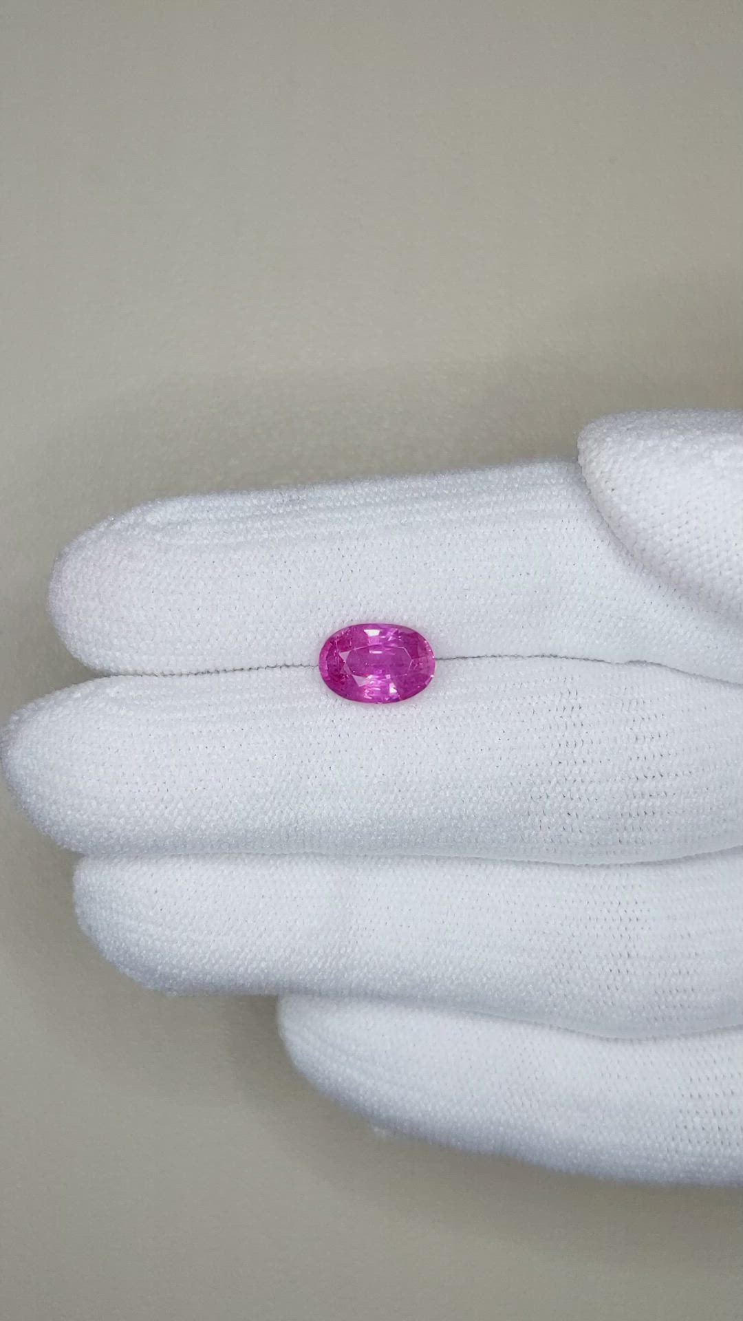 2.21 Ct. Pink Sapphire from Ceylon (Sri Lanka) Size Video
