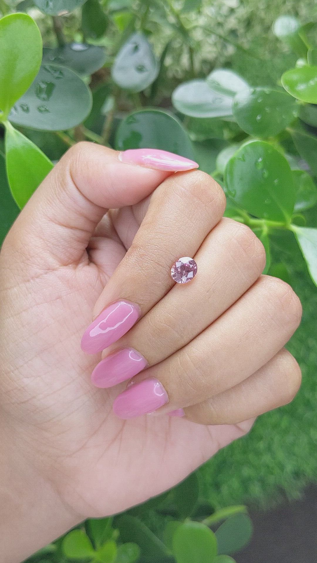 1.34 Ct. Padparadscha Sapphire from Ceylon (Sri Lanka) Size Video