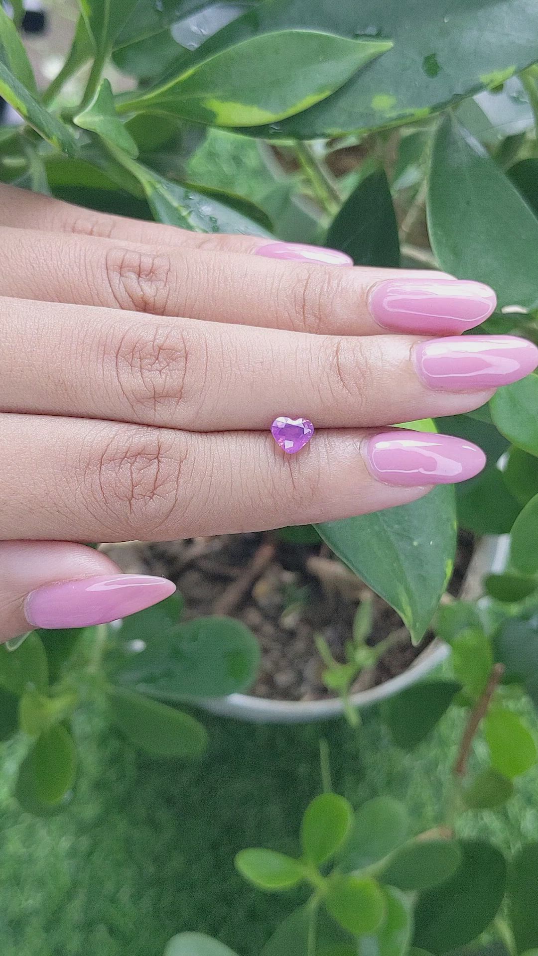 1.04 Ct. Purplish Pink Sapphire from Ceylon (Sri Lanka) Size Video