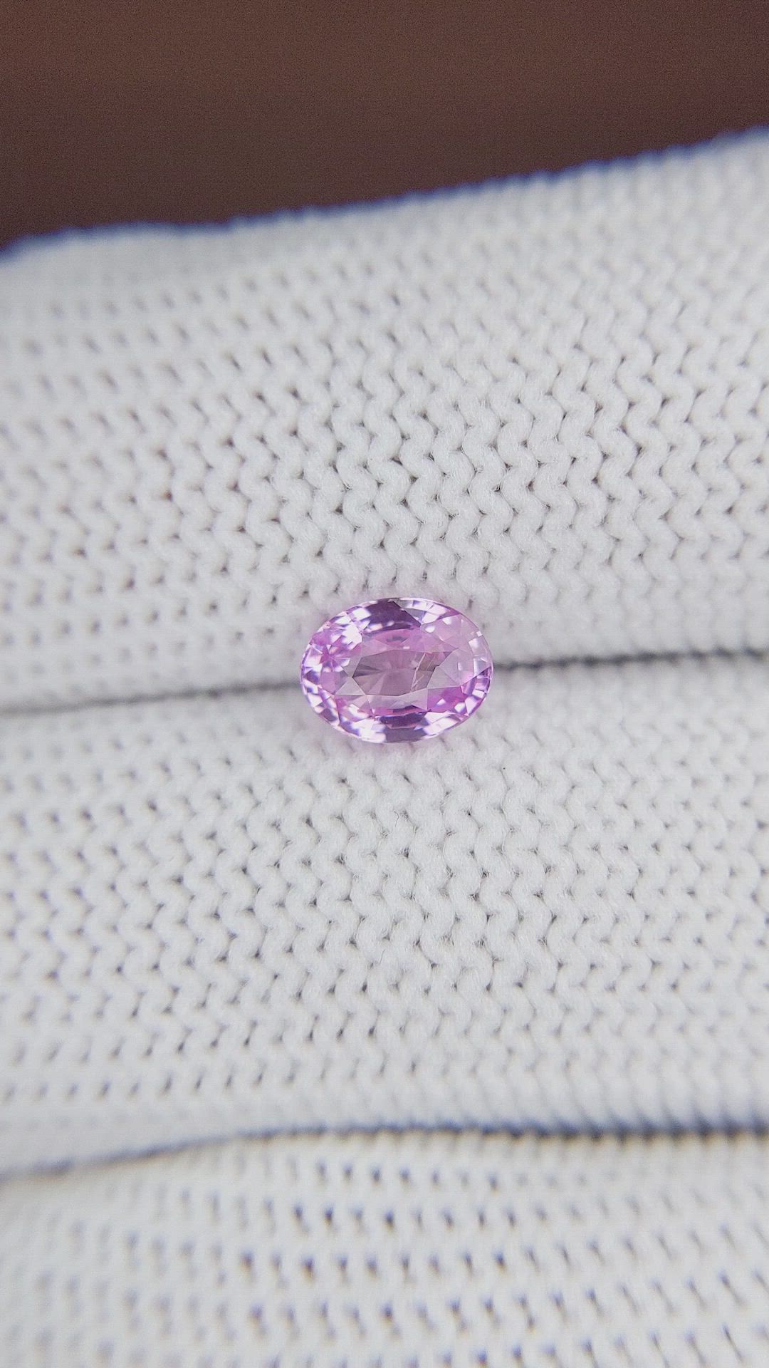 1.07 Ct. Pinkish Purple Sapphire from Ceylon (Sri Lanka) Size Video