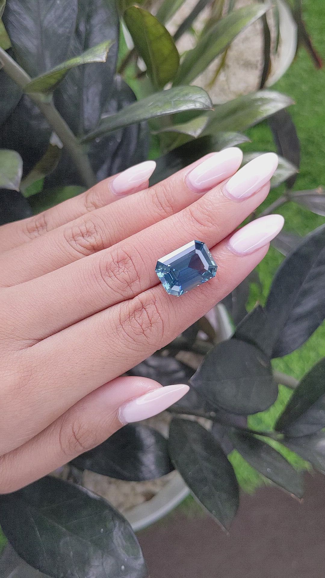 15.07 Ct. Greenish Blue Sapphire from Africa Size Video