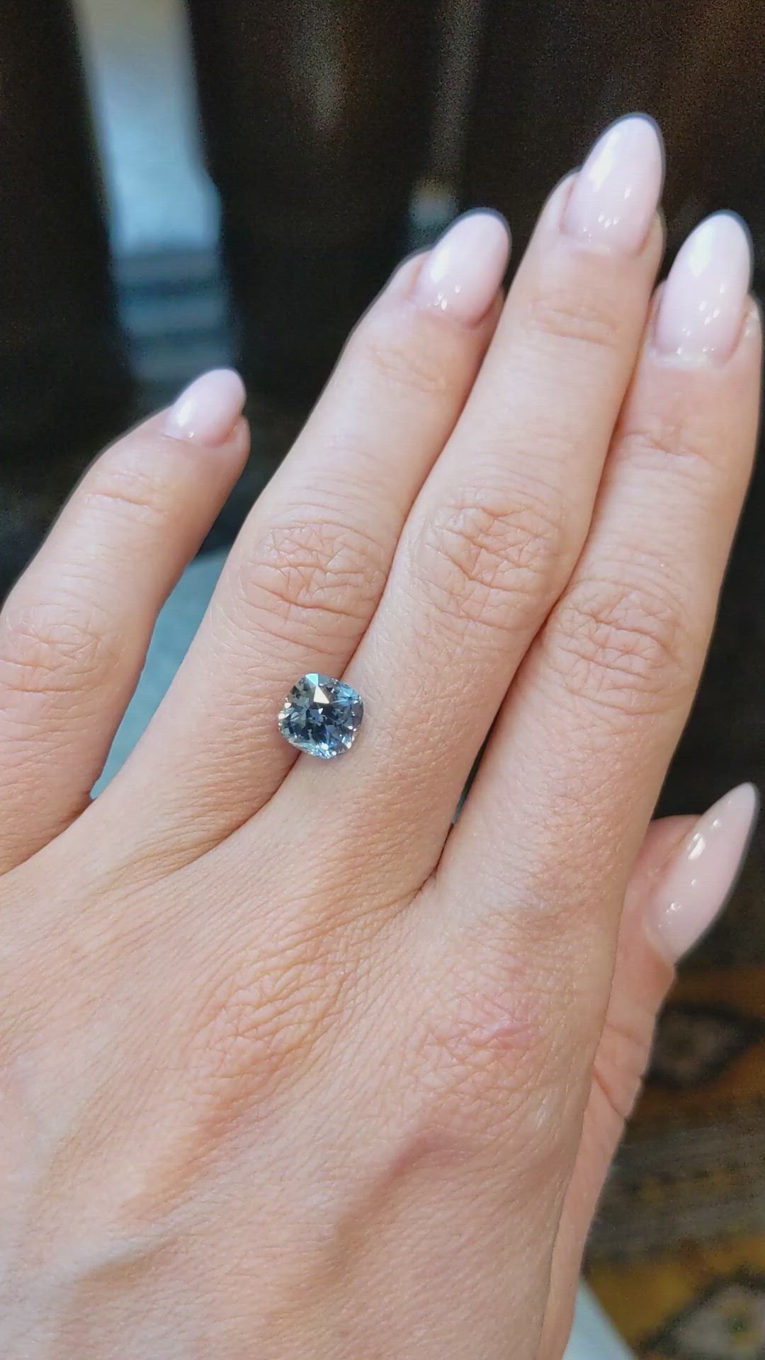 2.31 Ct. Bi Color Sapphire from Ceylon (Sri Lanka) Size Video