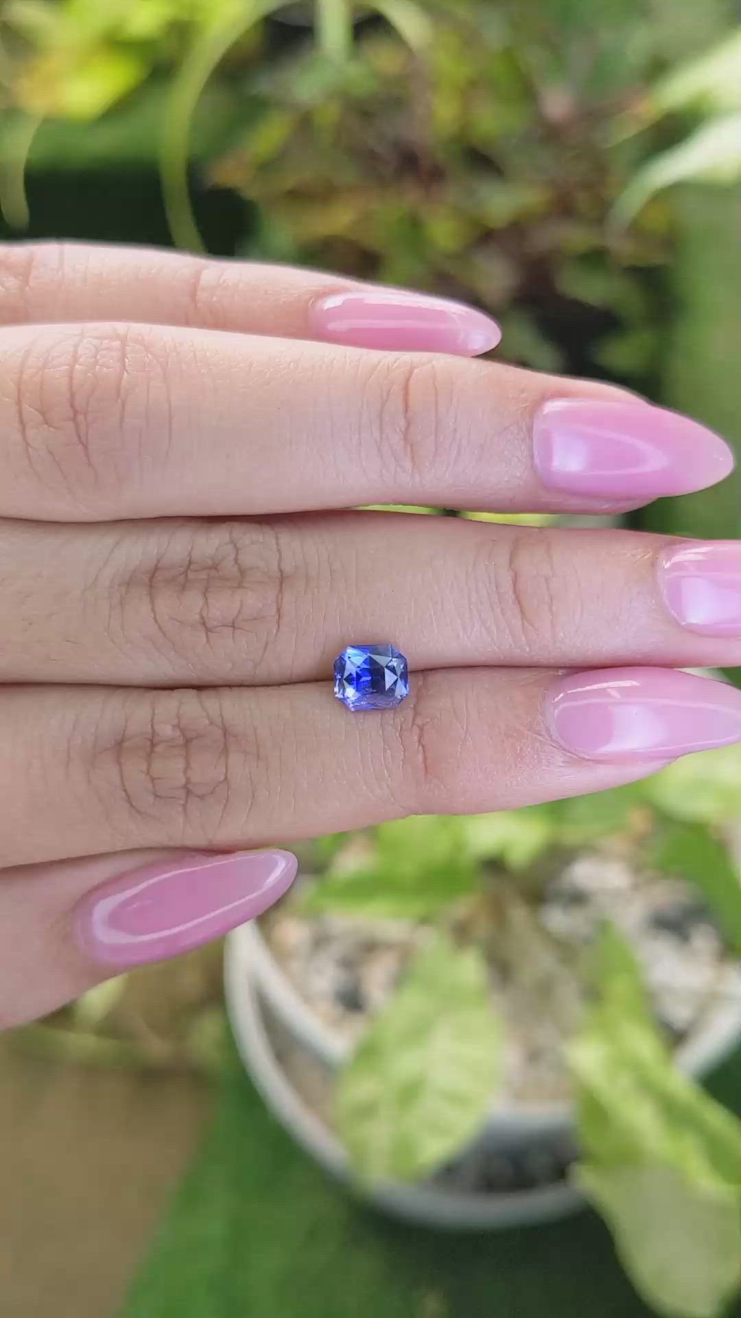 1.33 Ct. Blue Sapphire from Ceylon (Sri Lanka) Size Video