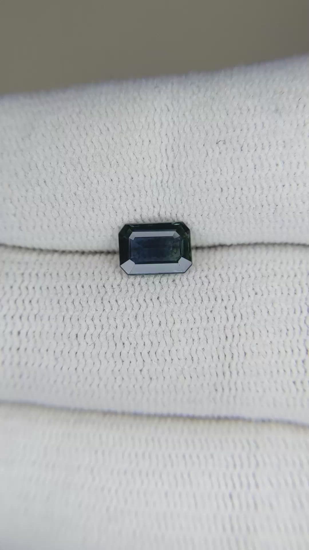 1.00 Ct. Greenish Blue Sapphire from Ceylon (Sri Lanka) Size Video