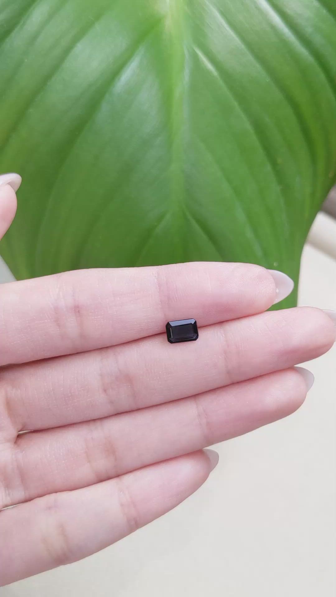 0.80 Ct. Blue Sapphire from Ceylon (Sri Lanka) Size Video