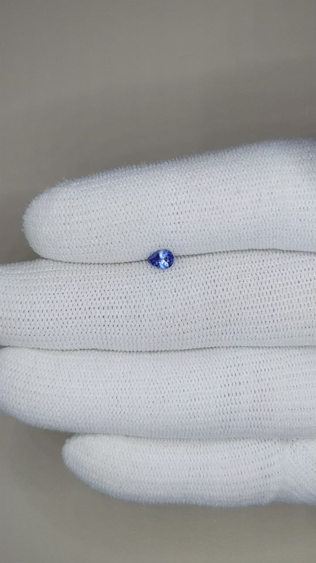 0.35 Ct. Blue Sapphire from Ceylon (Sri Lanka) Size Video