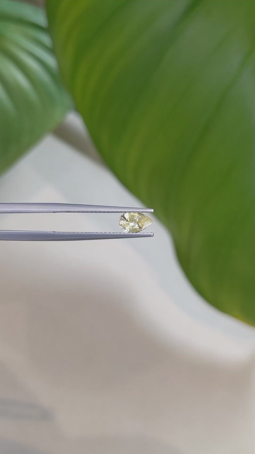 0.76 Ct. Yellow Sapphire from Ceylon (Sri Lanka) Size Video