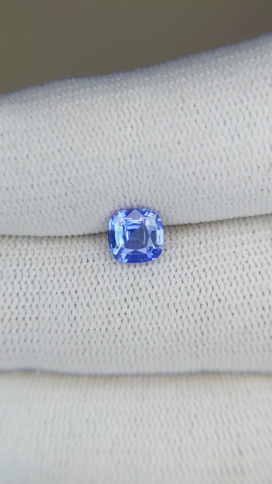 1.05 Ct. Blue Sapphire from Ceylon (Sri Lanka) Size Video