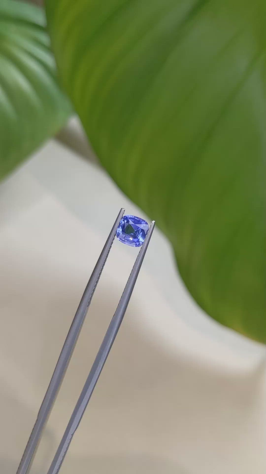 1.05 Ct. Blue Sapphire from Ceylon (Sri Lanka) Size Video