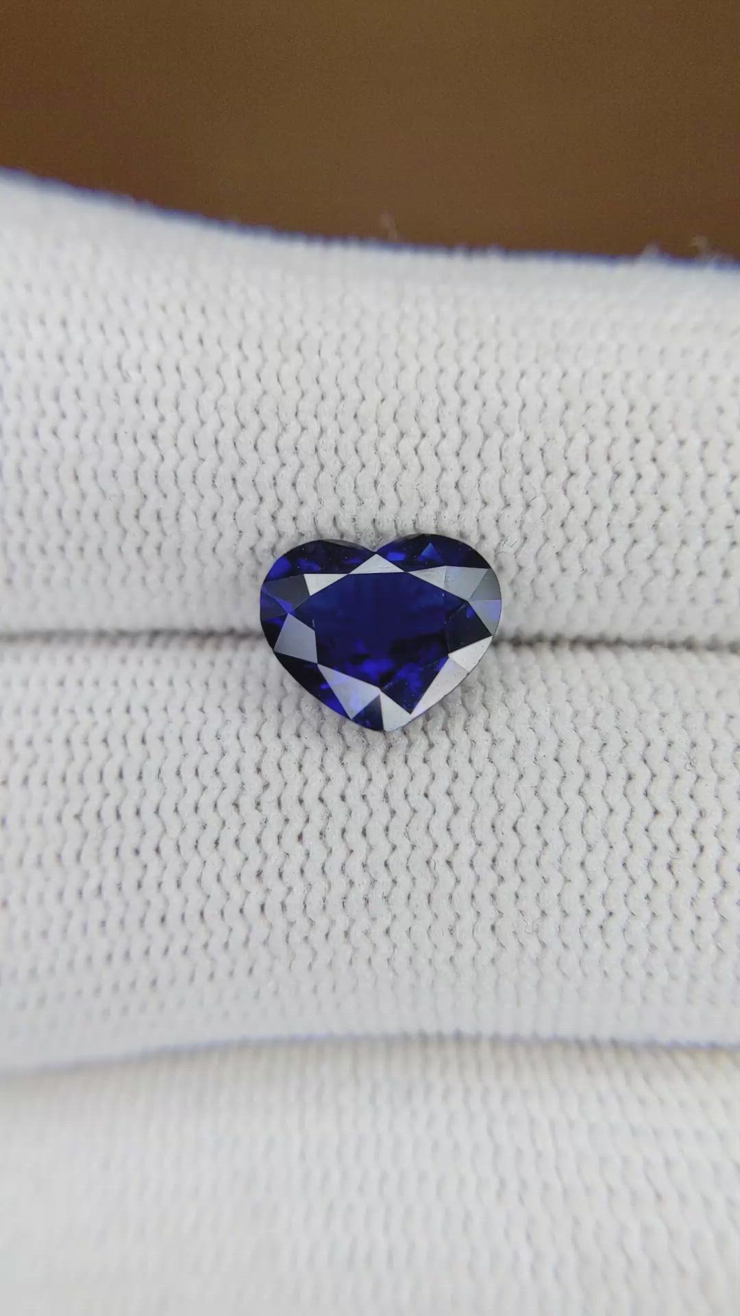 1.95 Ct. Blue Sapphire from Ceylon (Sri Lanka) Size Video