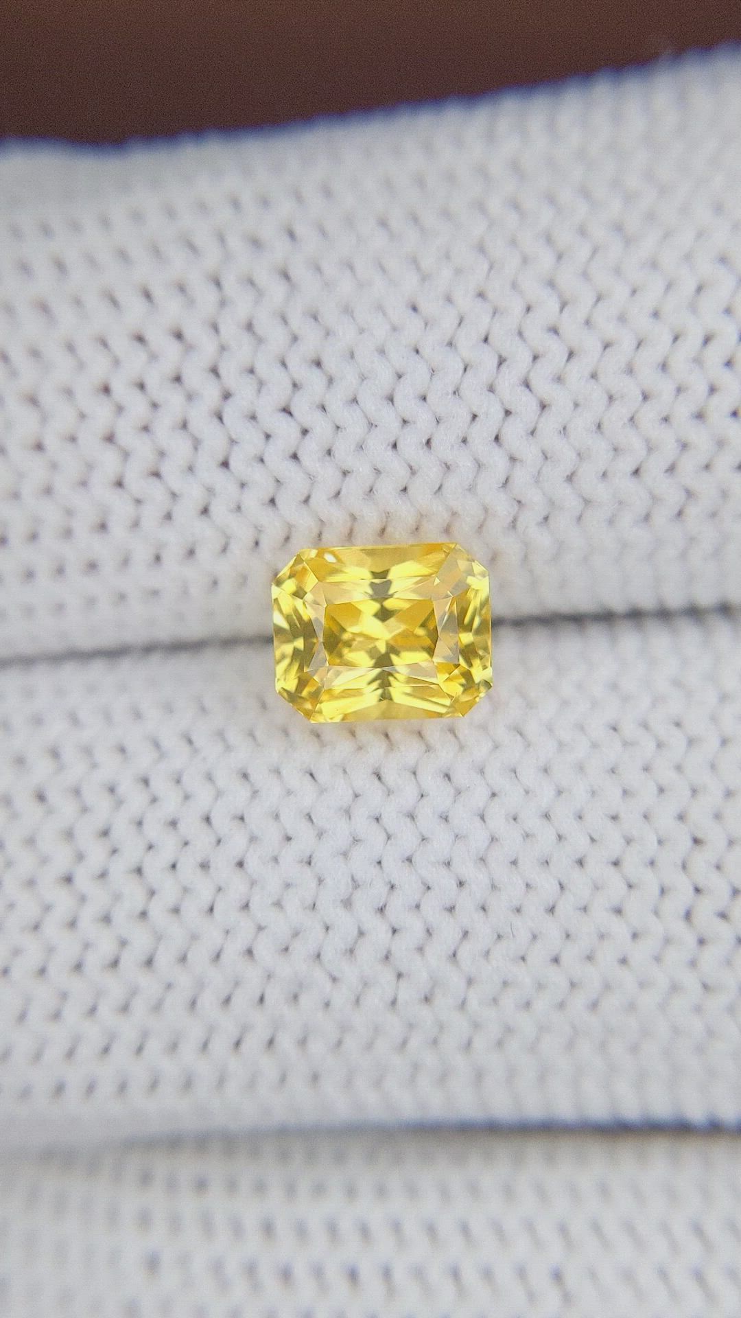 2.04 Ct. Yellow Sapphire from Ceylon (Sri Lanka) Size Video