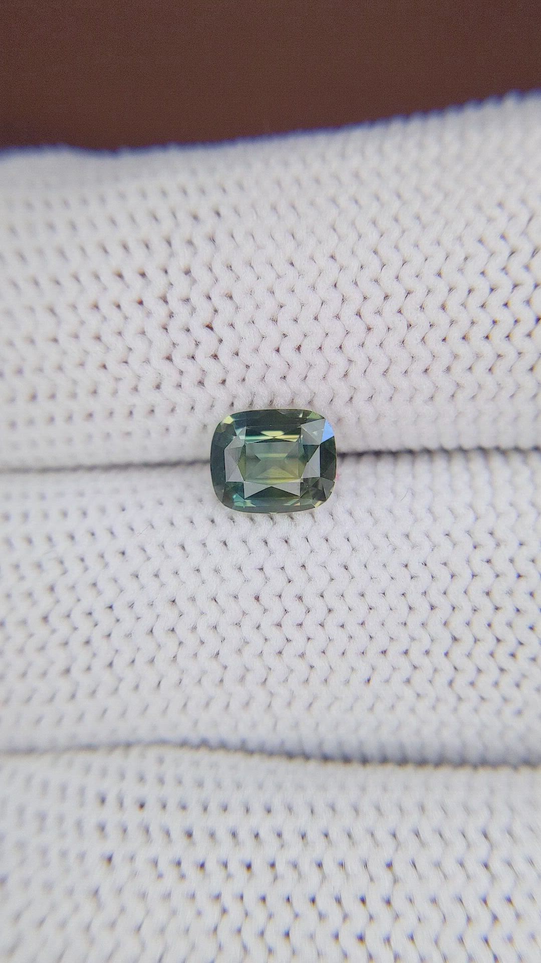 1.04 Ct. Bi Color Sapphire from Madagascar Size Video