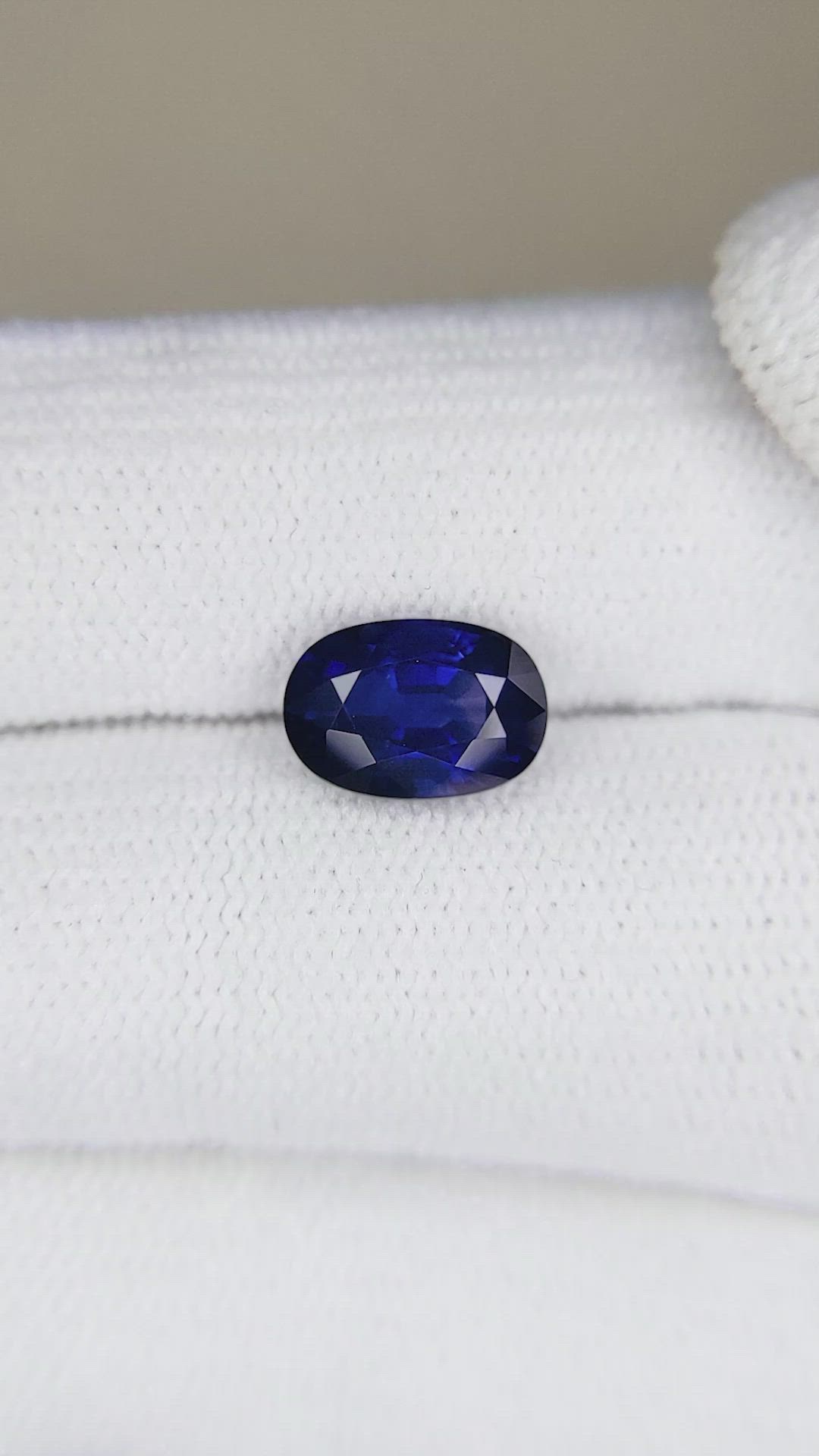 2.01 Ct. Blue Sapphire from Ceylon (Sri Lanka) Size Video