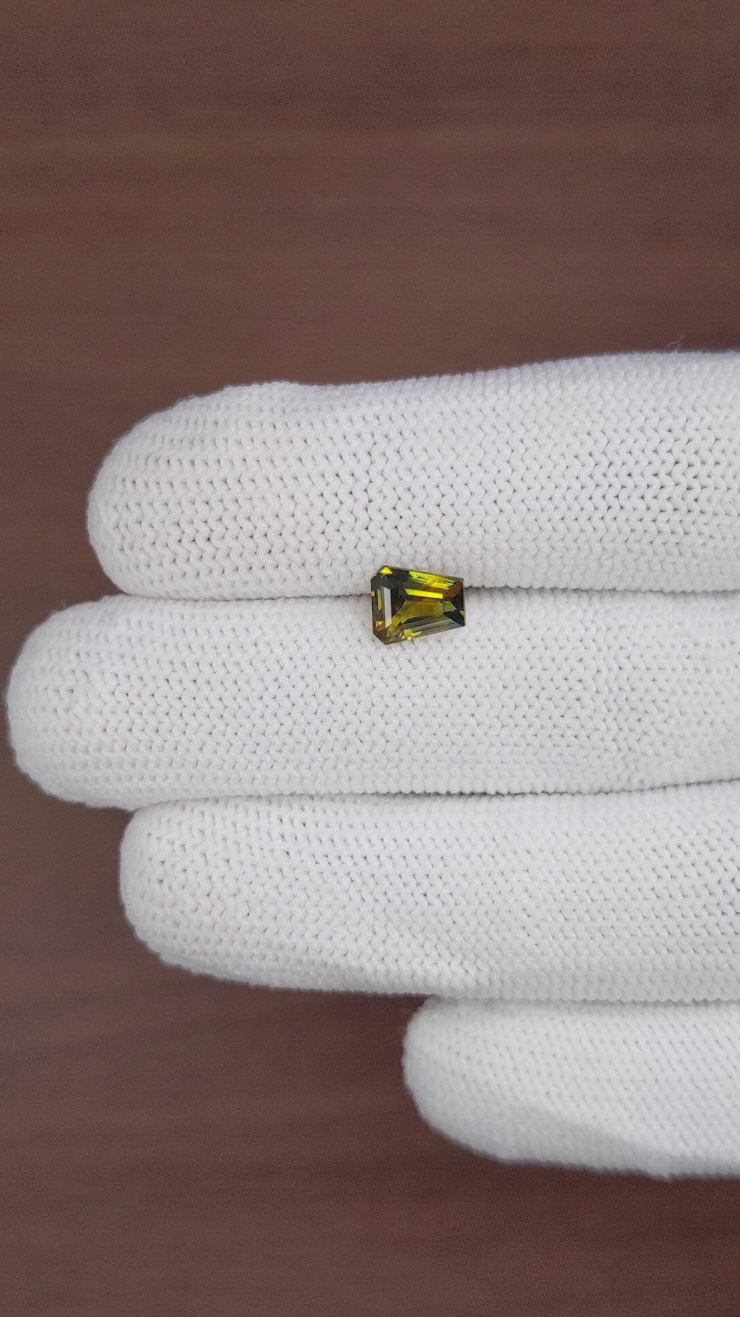 1.55 Ct. Bi Color Sapphire from Madagascar Size Video