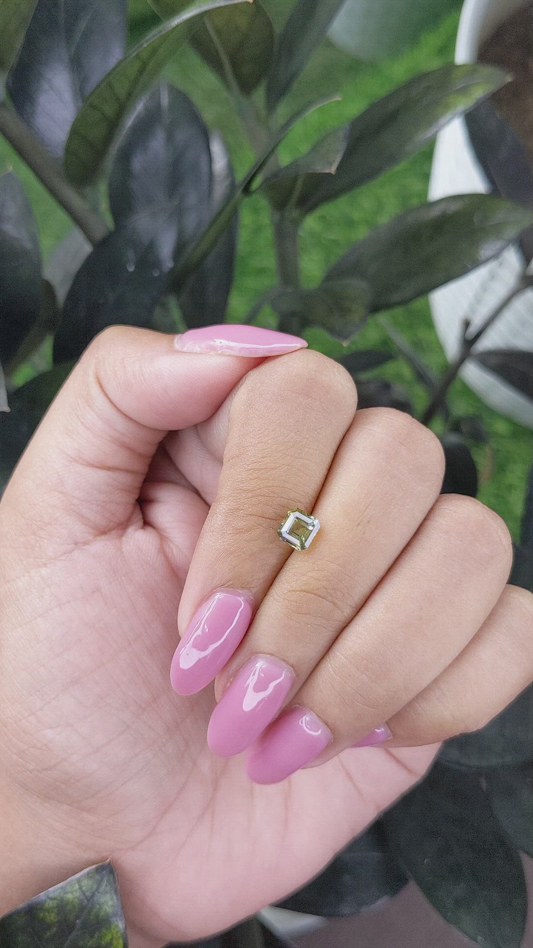 1.13 Ct. Bi Color Sapphire from Madagascar Size Video