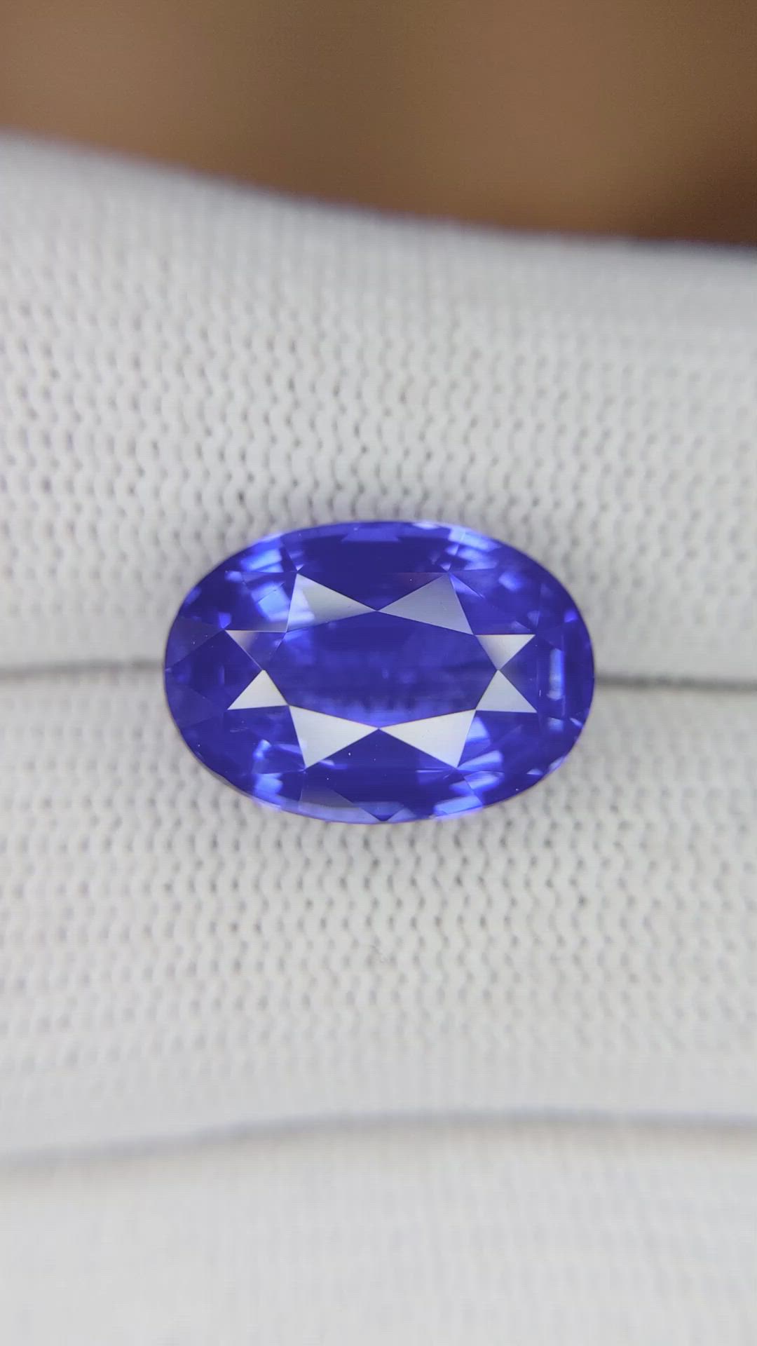 10.11 Ct. Blue Sapphire from Madagascar Size Video