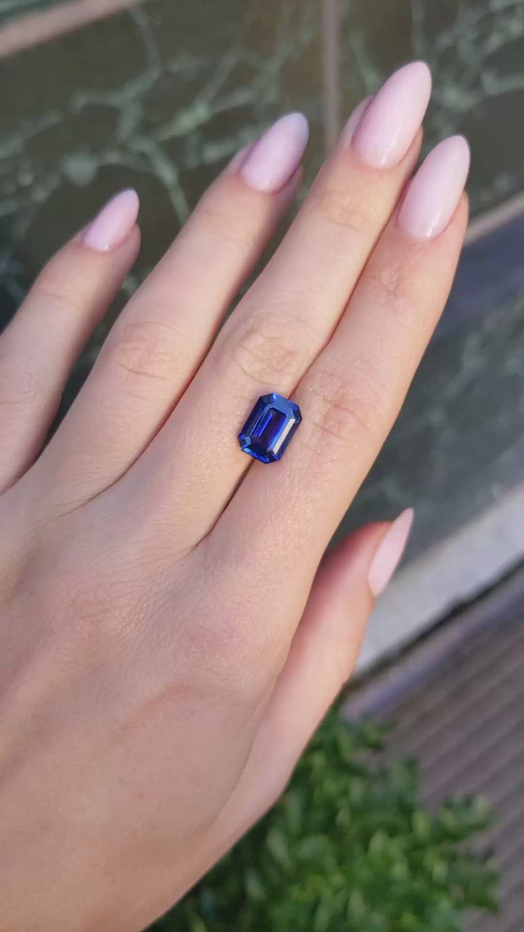 4.03 Ct. Blue Sapphire from Madagascar Size Video