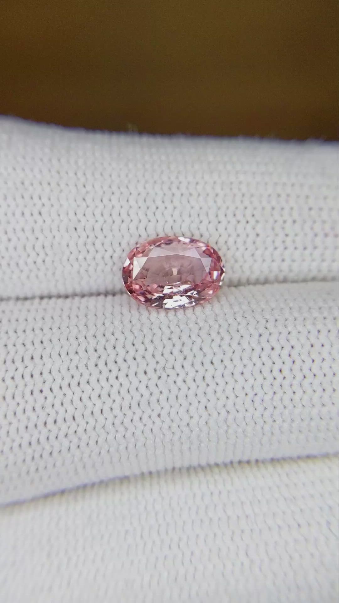 1.77 Ct. Padparadscha Sapphire from Ceylon (Sri Lanka) Size Video