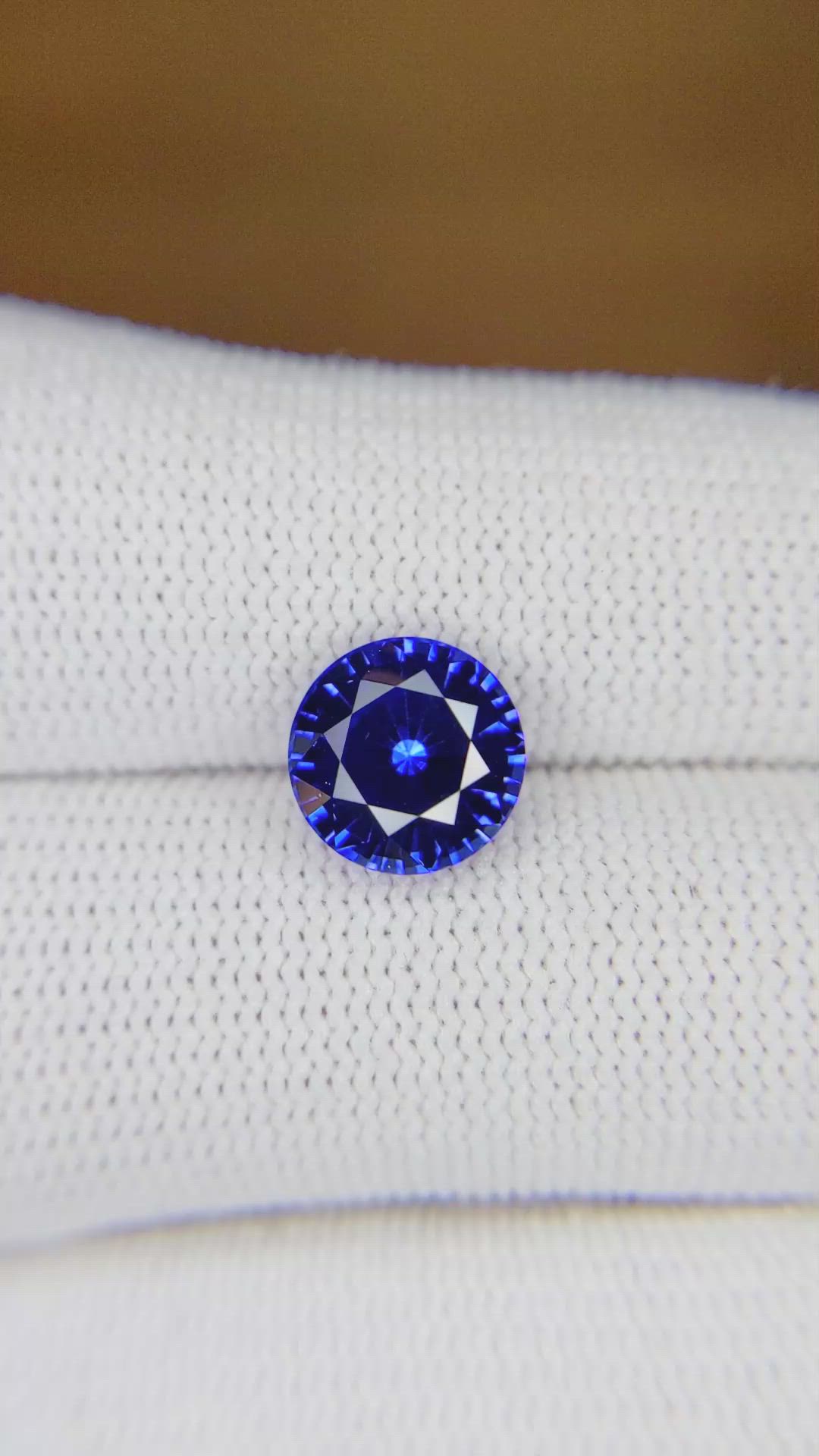 3.36 Ct. Blue Sapphire from Ceylon (Sri Lanka) Size Video
