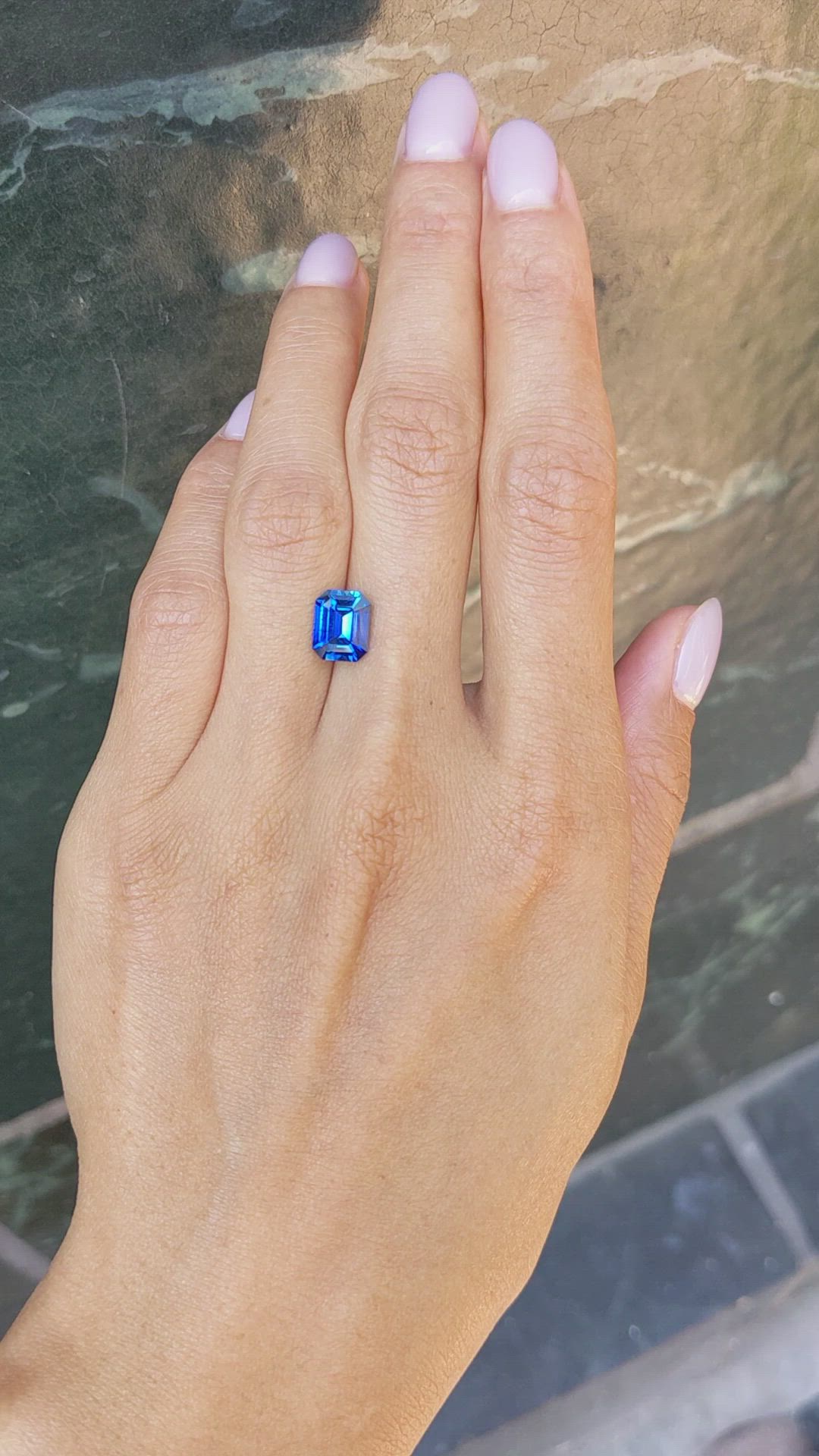 2.67 Ct. Blue Sapphire from Ceylon (Sri Lanka) Size Video