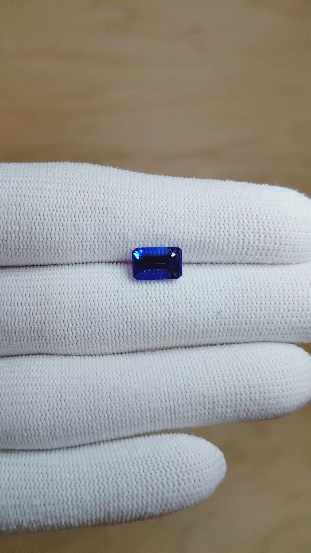 2.62 Ct. Blue Sapphire from Ceylon (Sri Lanka) Size Video