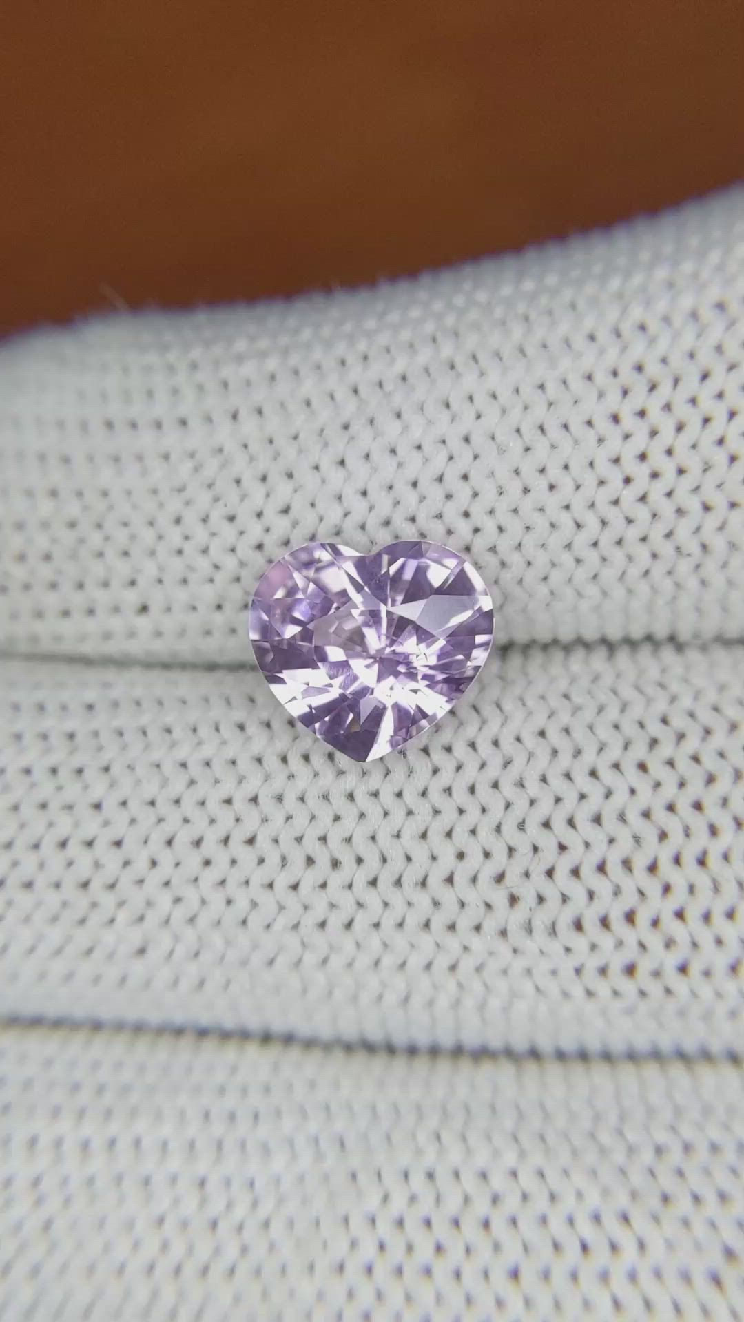 3.14 Ct. Pinkish Purple Sapphire from Ceylon (Sri Lanka) Size Video