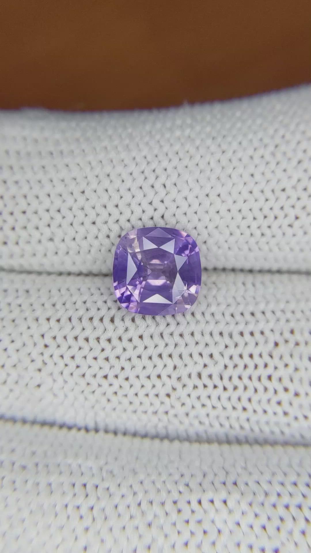 2.69 Ct. Pinkish Purple Sapphire from Ceylon (Sri Lanka) Size Video
