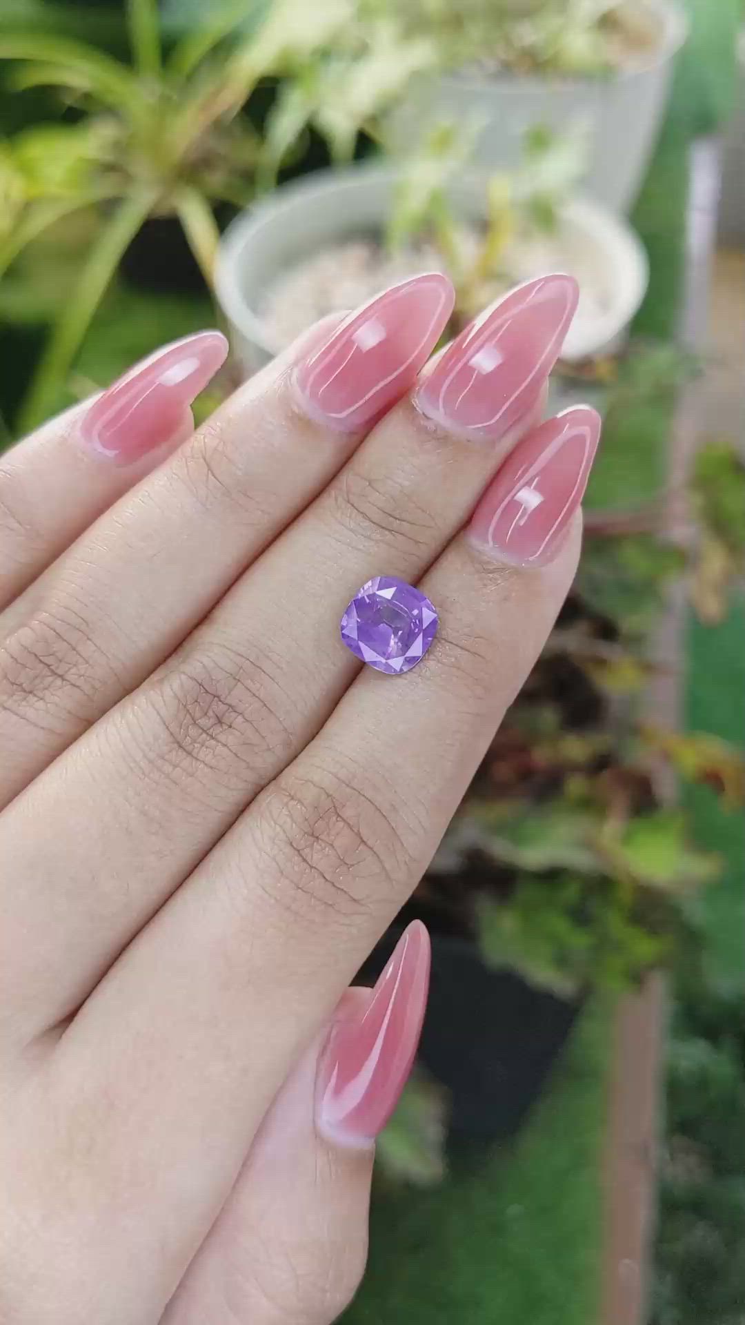 2.69 Ct. Pinkish Purple Sapphire from Ceylon (Sri Lanka) Size Video