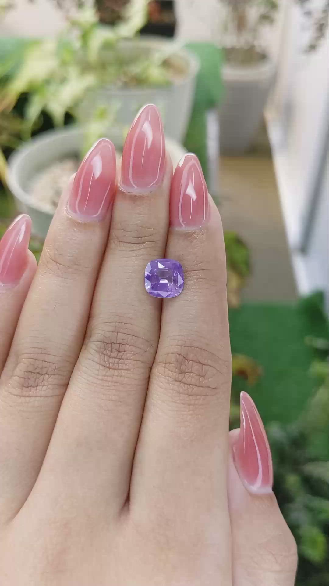 2.69 Ct. Pinkish Purple Sapphire from Ceylon (Sri Lanka) Size Video
