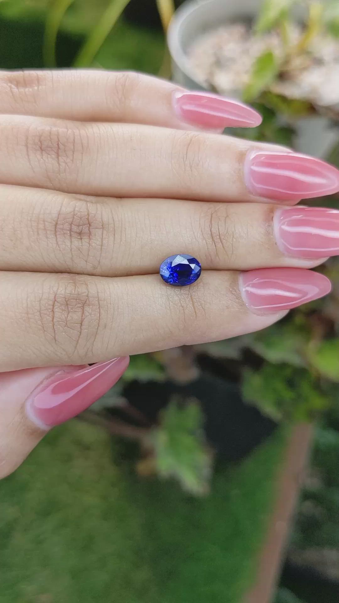 2.00 Ct. Blue Sapphire from Ceylon (Sri Lanka) Size Video