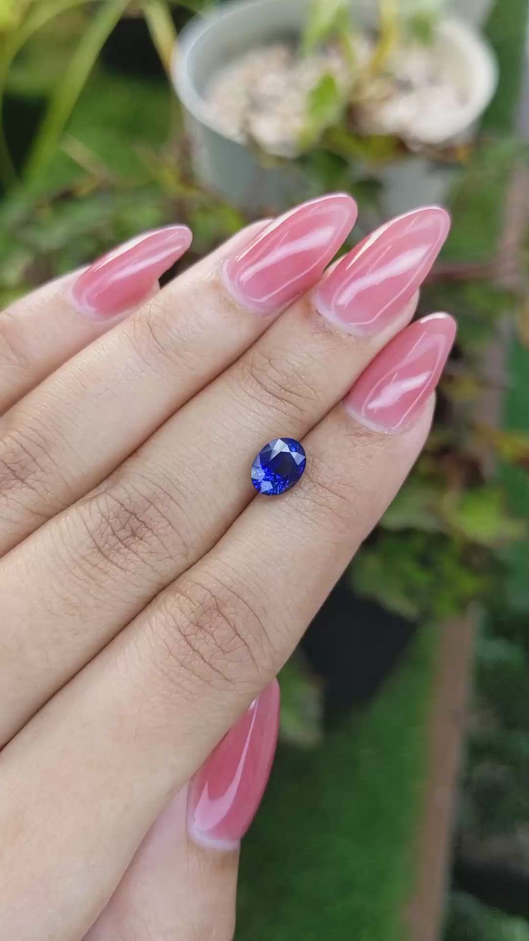2.00 Ct. Blue Sapphire from Ceylon (Sri Lanka) Size Video