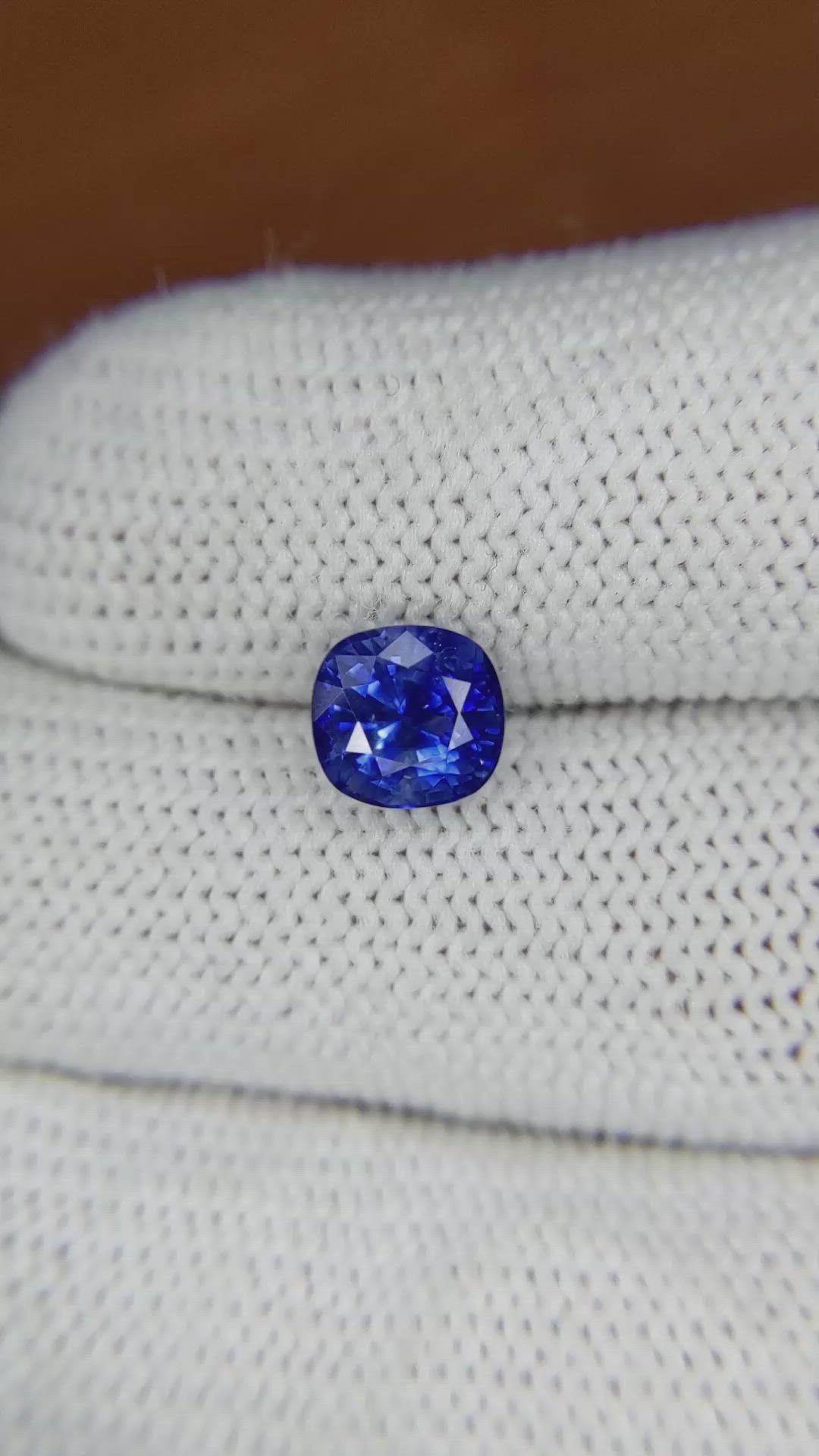 2.08 Ct. Blue Sapphire from Ceylon (Sri Lanka) Size Video