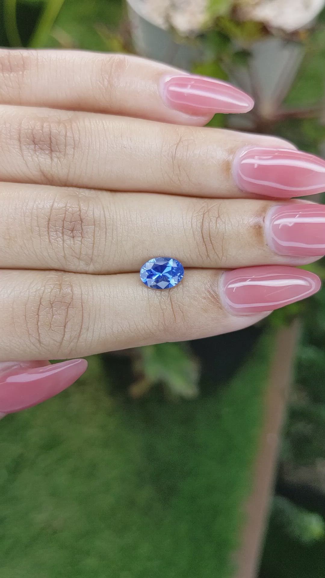 1.32 Ct. Blue Sapphire from Ceylon (Sri Lanka) Size Video