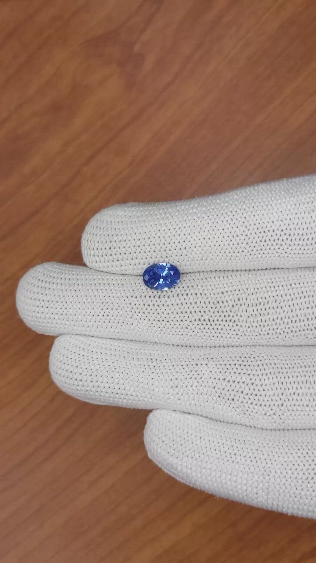 1.32 Ct. Blue Sapphire from Ceylon (Sri Lanka) Size Video