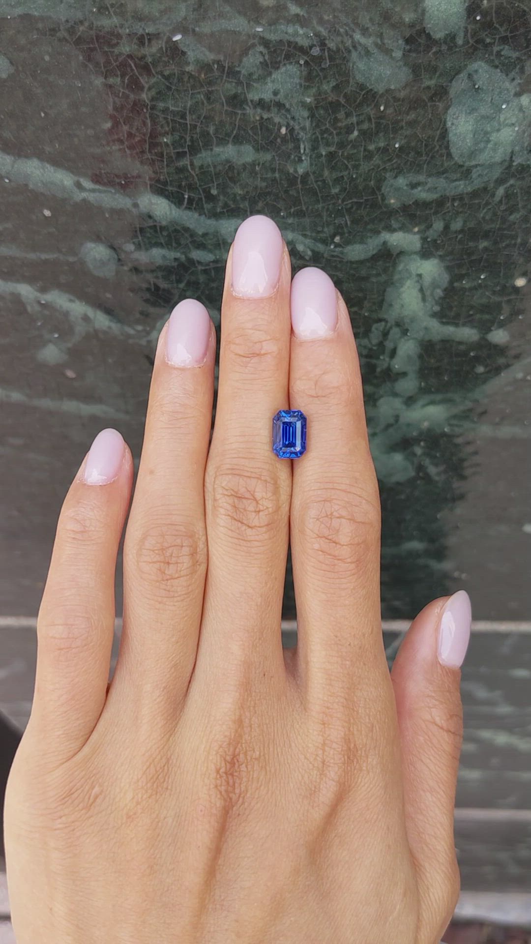 3.68 Ct. Blue Sapphire from Kashmir Size Video