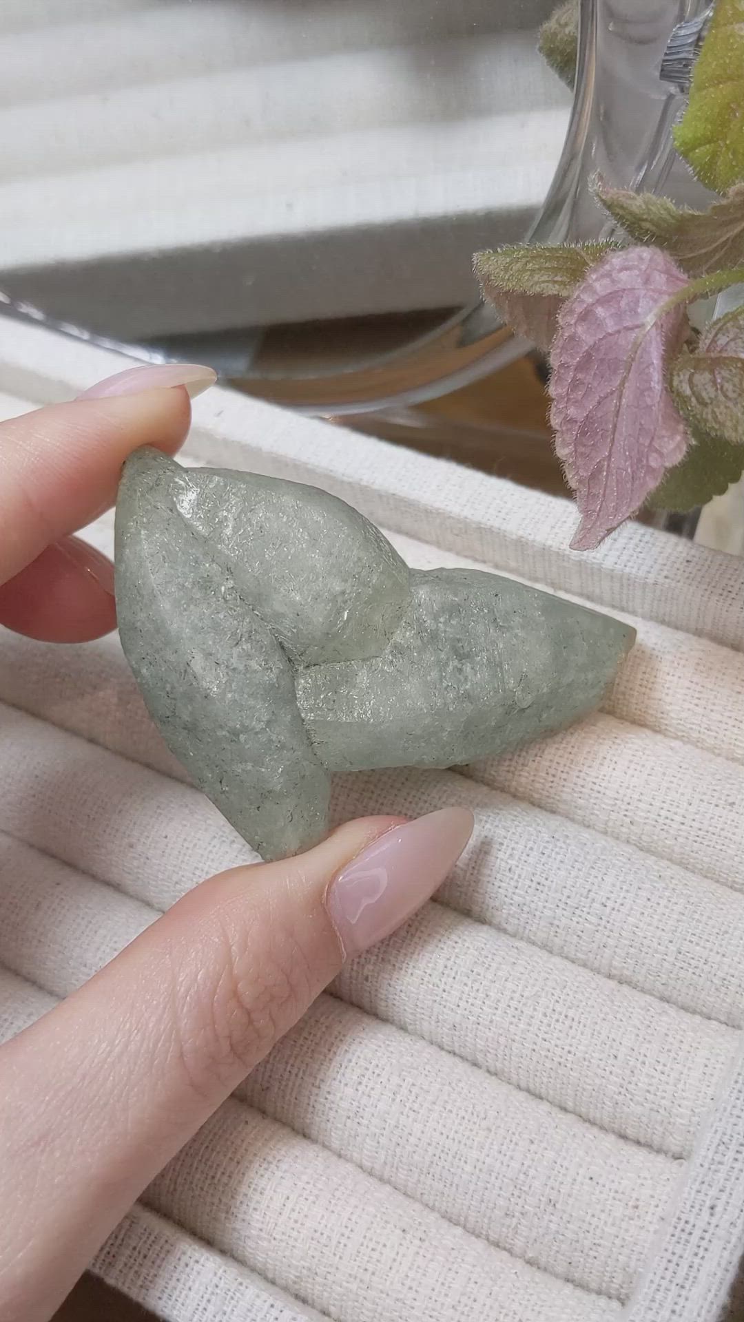 338.93 Ct. Bluish Grey Sapphire Crystal from Ceylon (Sri Lanka) Size Video