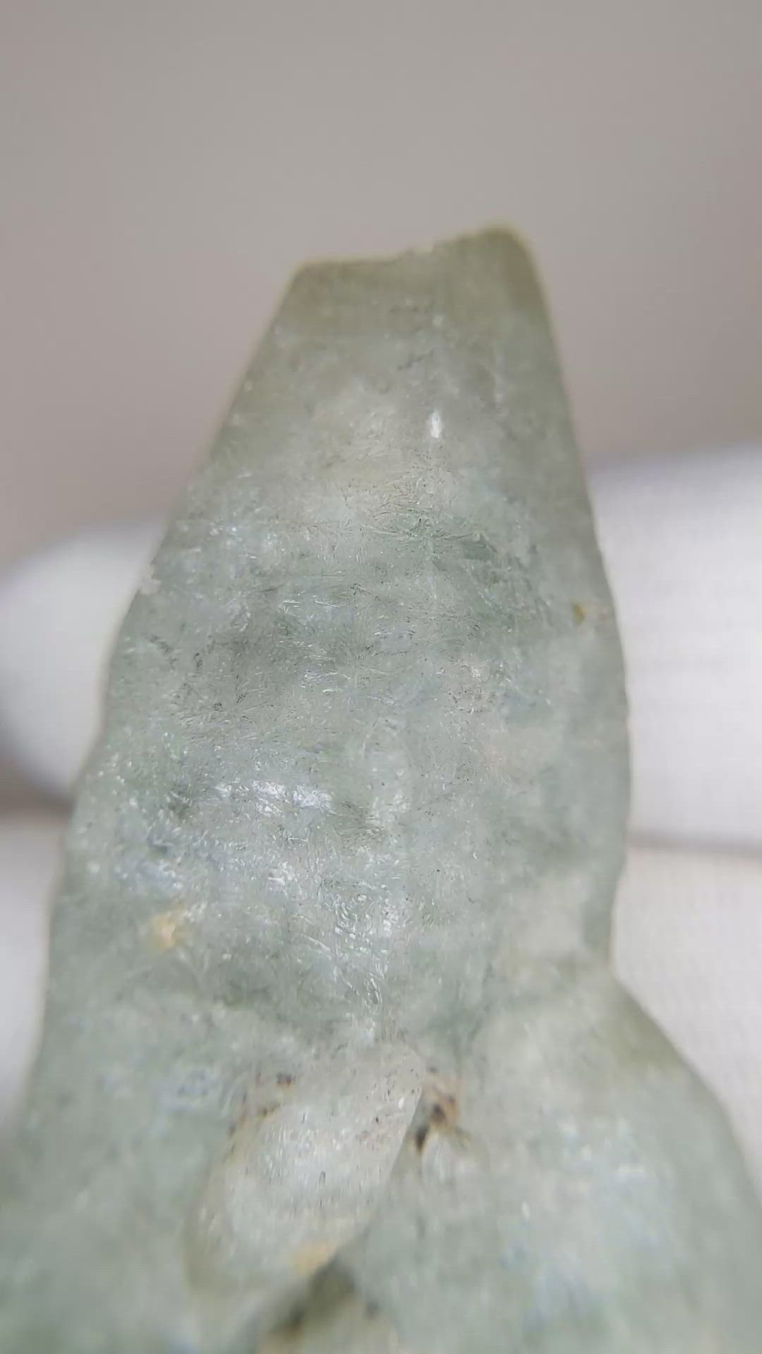 338.93 Ct. Bluish Grey Sapphire Crystal from Ceylon (Sri Lanka) Size Video