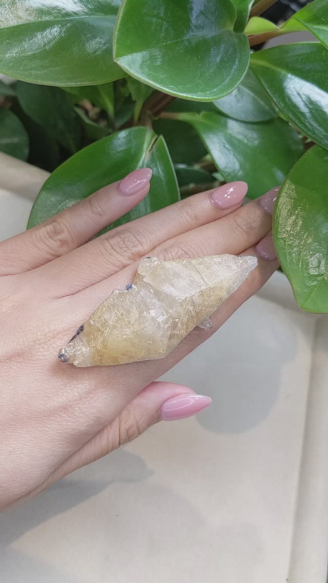 207.81 Ct. White Sapphire Crystal from Ceylon (Sri Lanka) Size Video