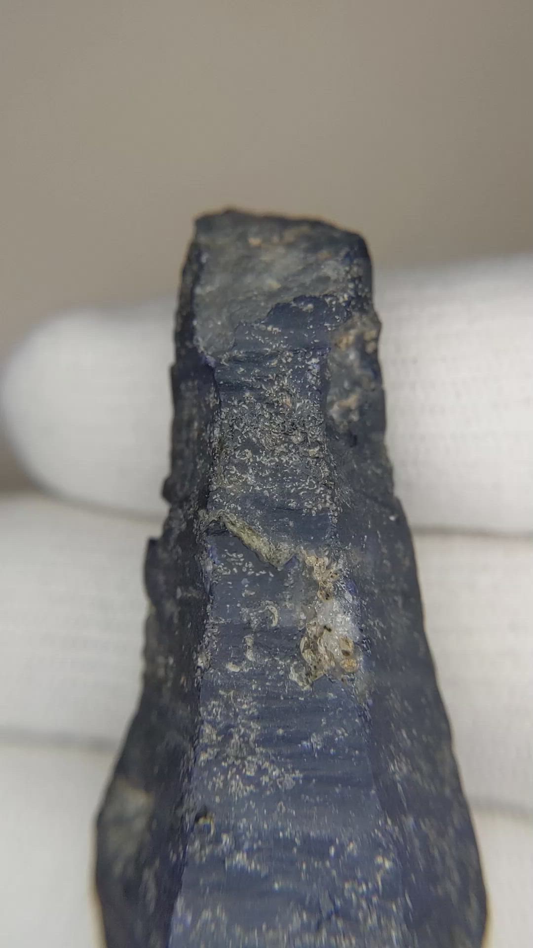 157.33 Ct. Blue Sapphire Crystal from Ceylon (Sri Lanka) Size Video