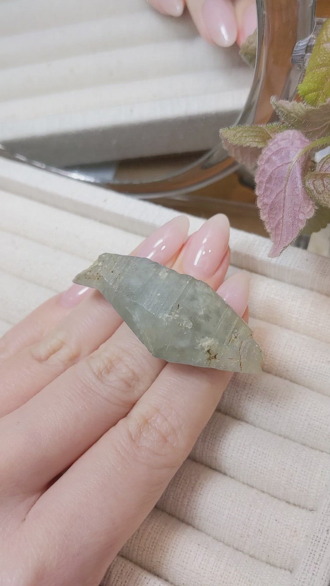 153.09 Ct. Grey Sapphire Crystal from Ceylon (Sri Lanka) Size Video